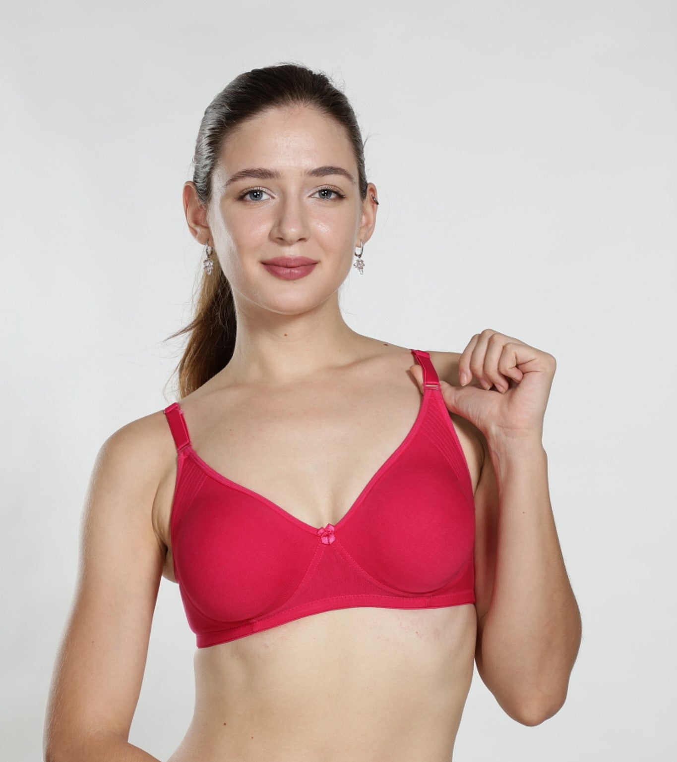 Spica T-shirt Bra | Side Encircled Design | Double Layered Molded | Non-Padded | Non-Wired